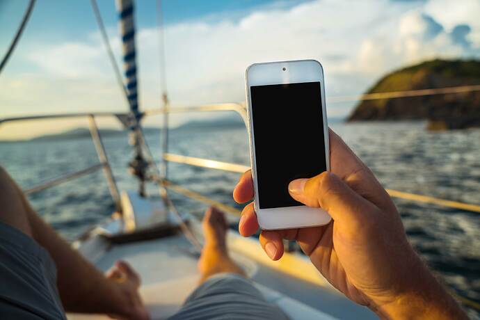 Harnessing the Winds: Using Modern Forecasts Online for Sailing